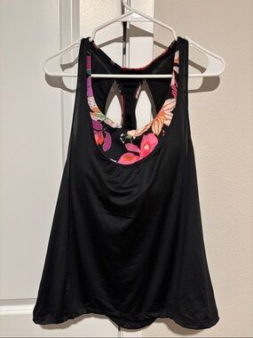 Nike Swim Tankini set - Floral sports bra w/ black tank connected. Black bottoms